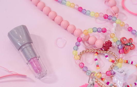 The 8 Best Things to Gift at Festivals
